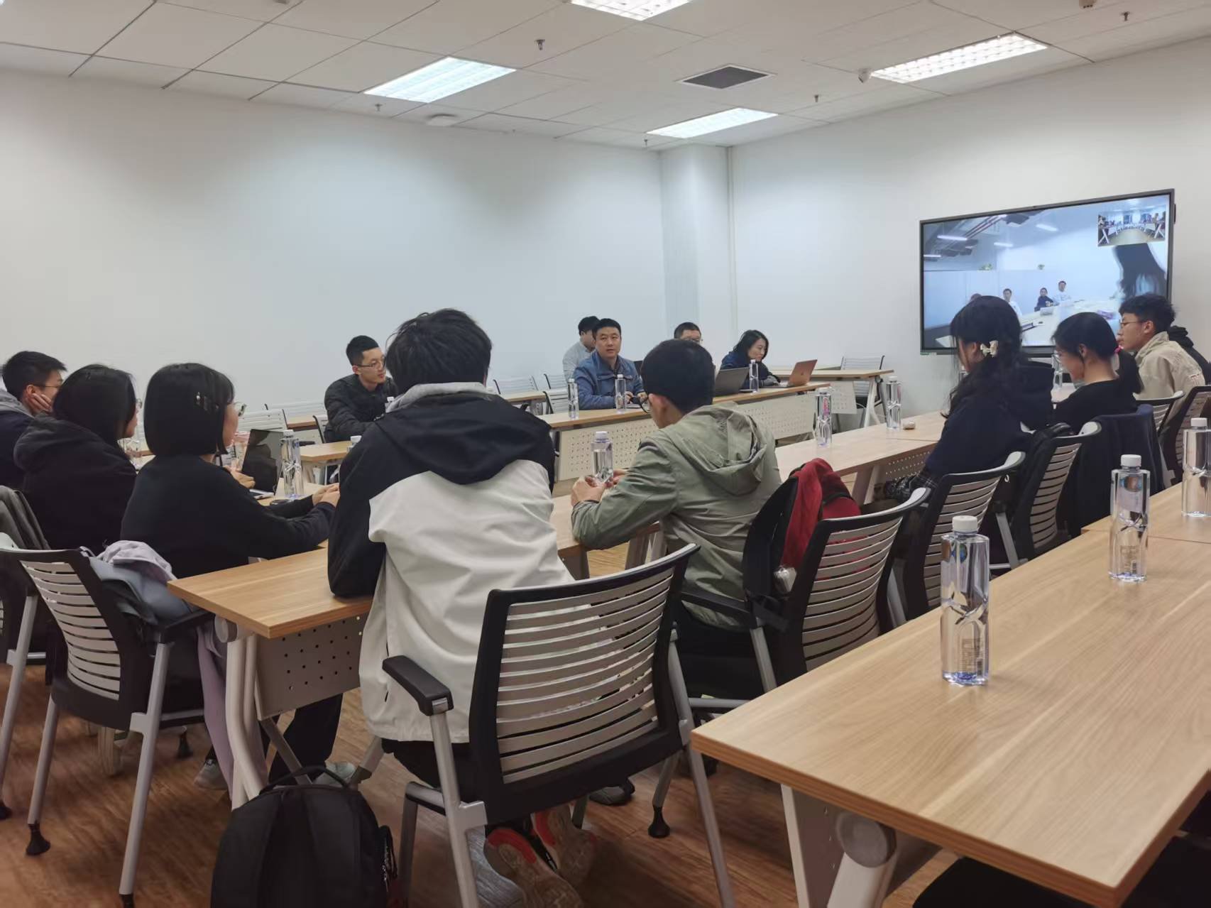 为确保捷报体育首次注册“数智赋能”工